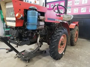 Přezutí traktorové pneu do 16" např. TZ4K, vlečka apd.