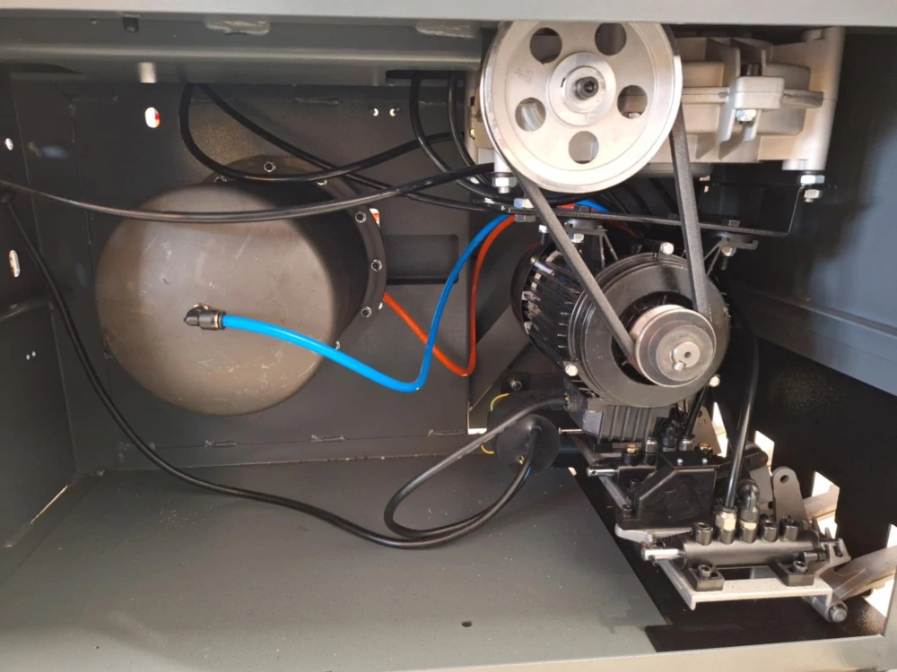 JohnHam JTC820 poloautomatická zouvačka osobní a dodávkové pneu + MOTO palec